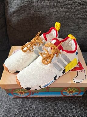NEW Adidas x Pixar Toy Story Sheriff Woody NMD_R1 Kids 13.5K w/ Box Rare